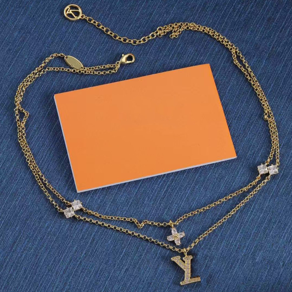 Pendant Necklaces Necklace Designer High Quality Titanium Steel Gold Jewelry Fashion Designer Necklace Gift Mens Womens Long Letter Chains Golden Pa