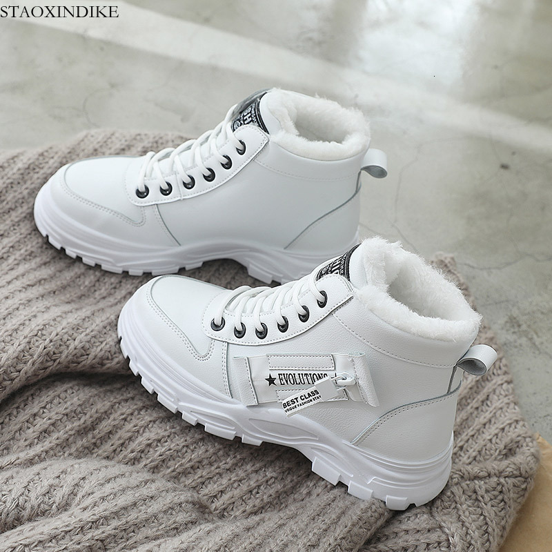 STAOXINDIKE 2001 Cotton Shoes for Women Winter Fleece Lined 2023 New Korean Style Student Versatile Warm High-top Martin Boots Cotton Shoes Winter S