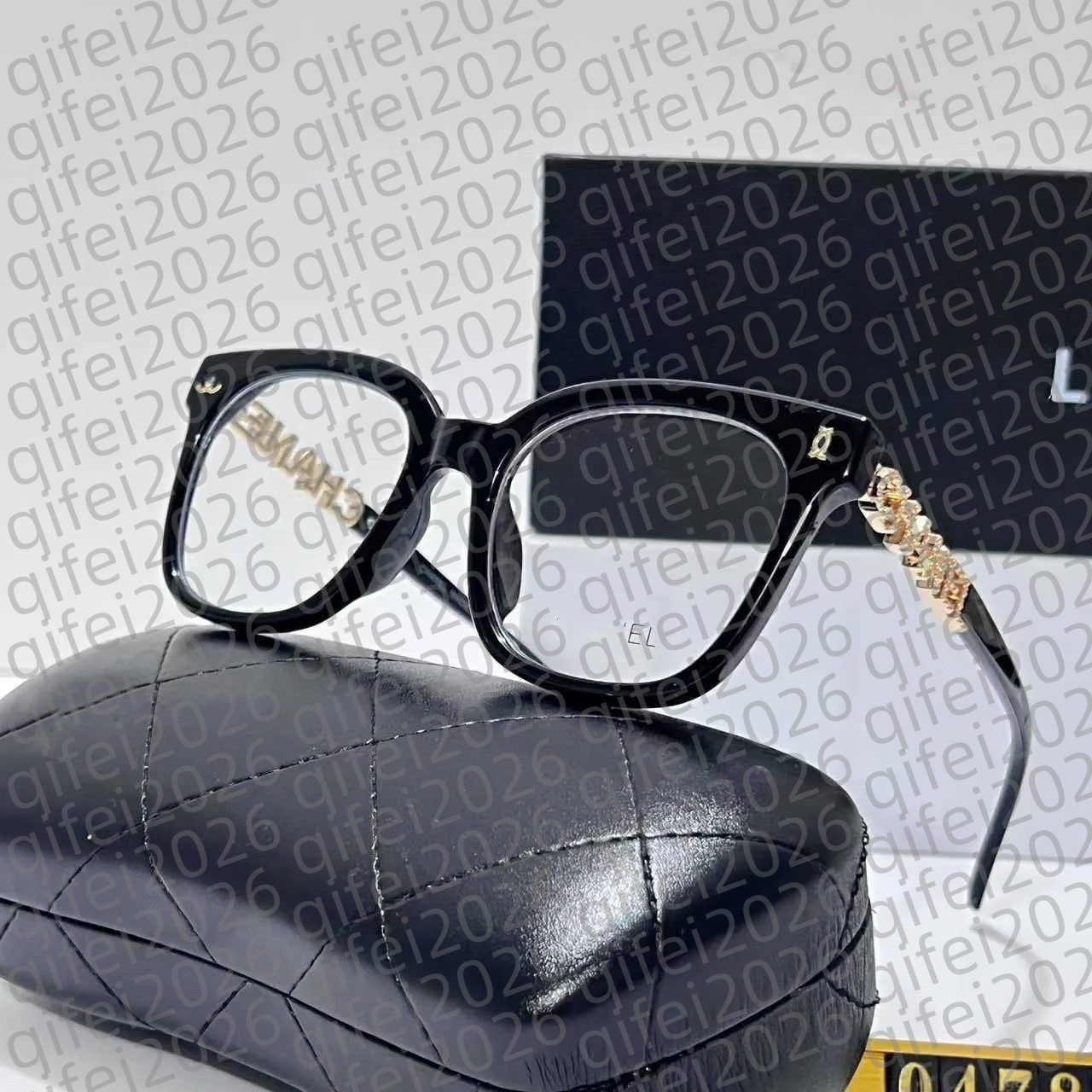Designer Women's Reading Glasses - Fashionable Lettered Frames for Men & Women with Clear Lens