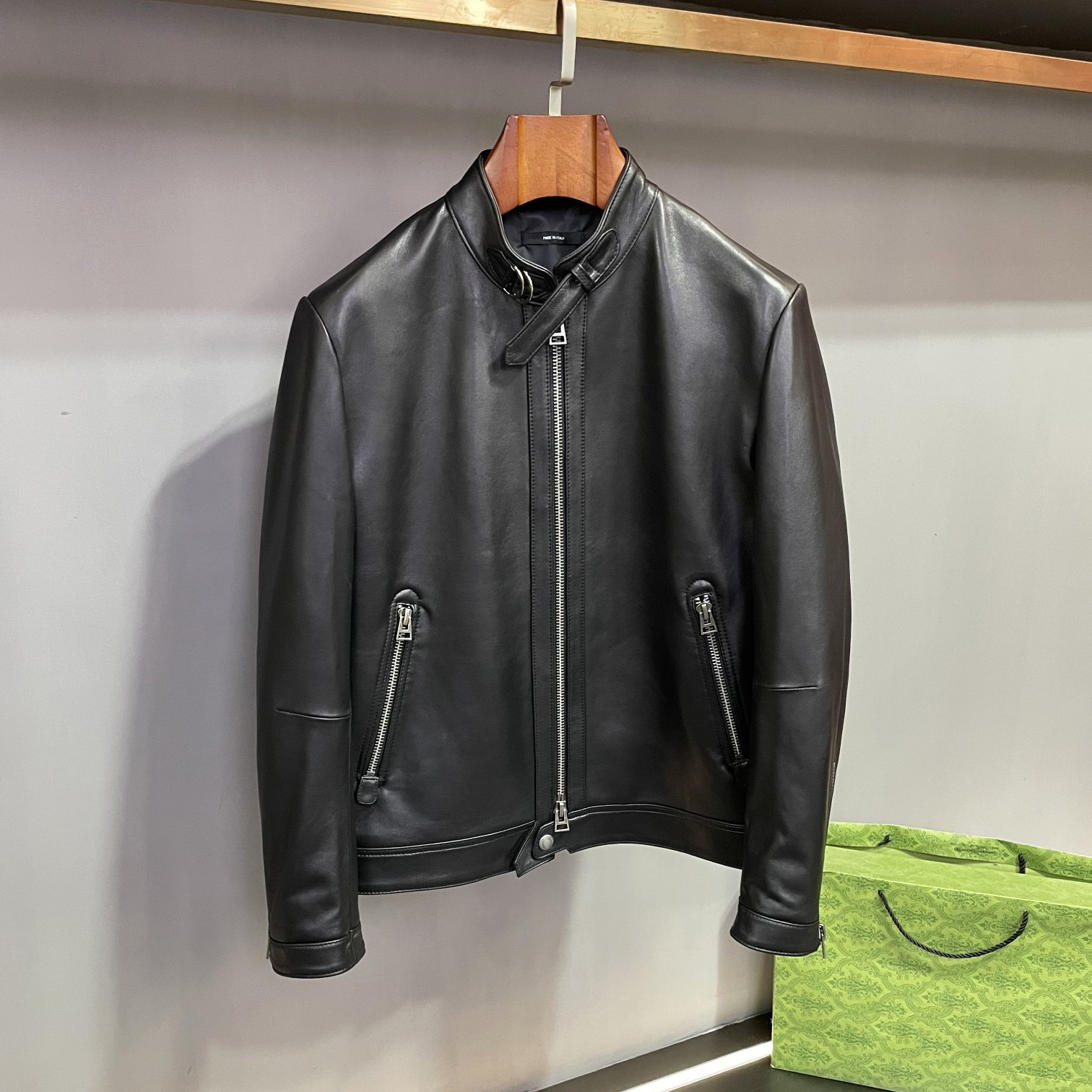 Men's plus size Outerwear Genuine Leather Coats Puffer Jacket hoodie suit hooded casual fashion top quality designer jackets B1u5i17