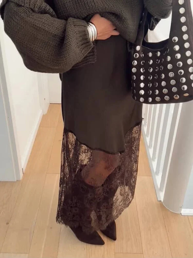 Black Lace Patchwork Mini Skirt Women Fashion Solid Sexy Mid-length Skirts Lady Elegant 2025 Party Daily Party Slim Fit Gowns251205