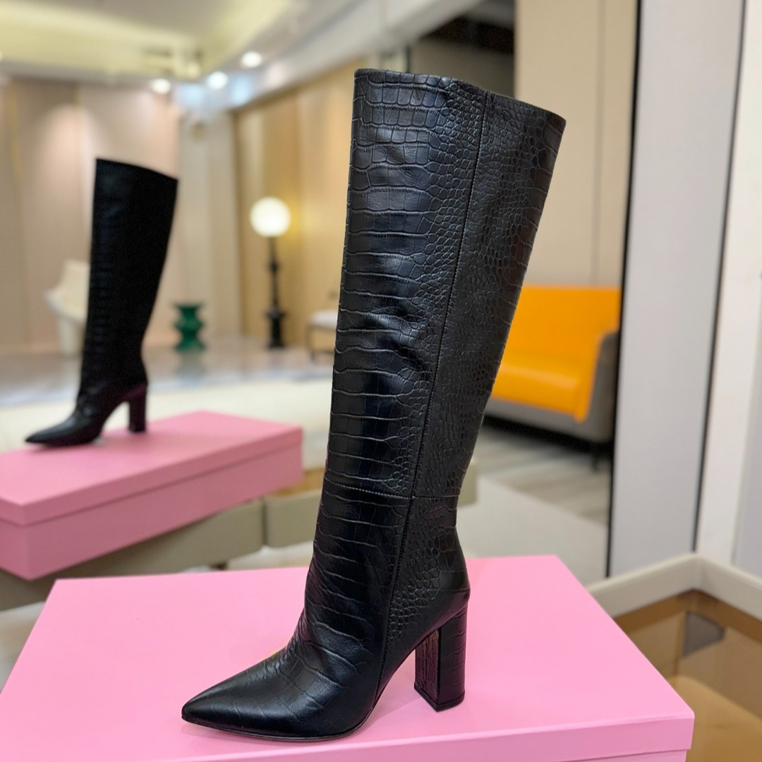 Leather Knee Boots Luxury designer women chunky heel Knight boots Slip on pointed toe long boot Fashion classic fall winter leather boot Factory foo