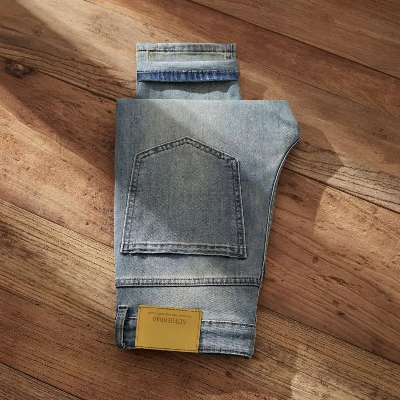 Autumn Winter Retro Light Blue Jeans for Men Korean Style Loose Trendy Skinny Pants Versatile Slimming Long 251205