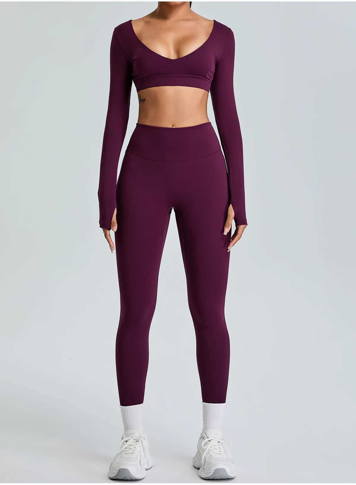 2PCS Ensemble de gymnastique à manches longues pour femmes Vêtements de yoga Col en V Sport Top Pêche Hanche Levage Taille haute Leggings Court F