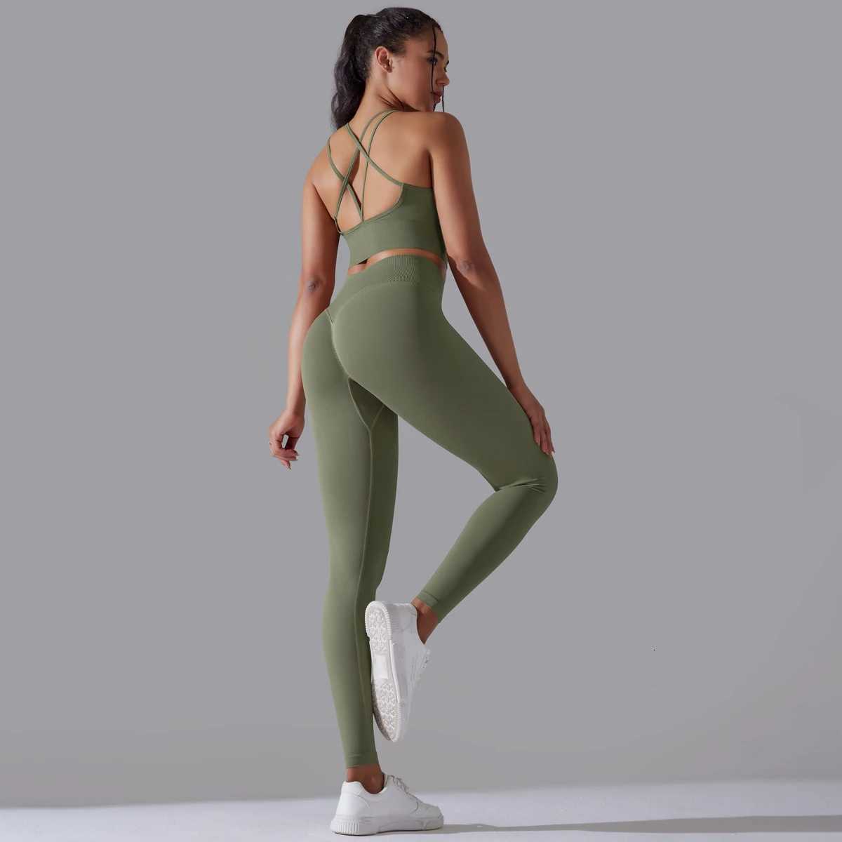 Women Yoga Set Seamless Solid Color Sports Bra and Leggings Two Piece Set for Gym Fitness Sports Clothing Tights SportswearT251212-image-1088147943
