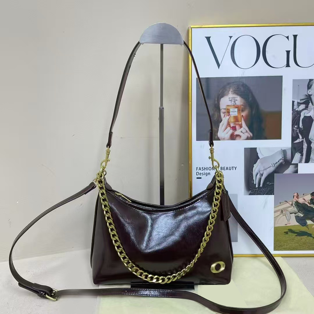 designer bag Luxury Handbags Shoulder Bag Casual Underarm Bag Leather New Square Fashion Bag Stray Bag Large Capacity Handheld Commuter Handbag Cros