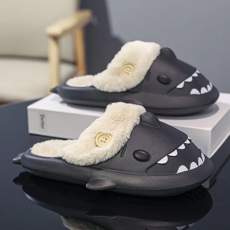 Inverno Uomo Shark Pantofole in cotone Adulti Casa Caldi Sandali morbidi Donna Camera da letto Peluche Belle diapositive Bambini Infradito EVA imper