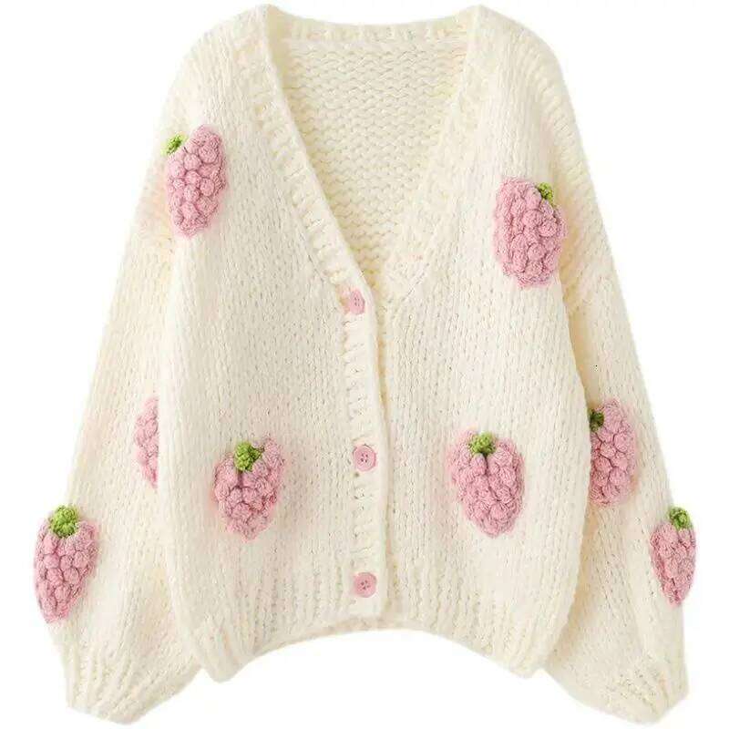 Designer Clothes Strawberry Printed Crochet Cardigans Women Winter Korean Style Loose Knitting Sweater Female Fashion Casual V Neck Cardigan Tops Ho
