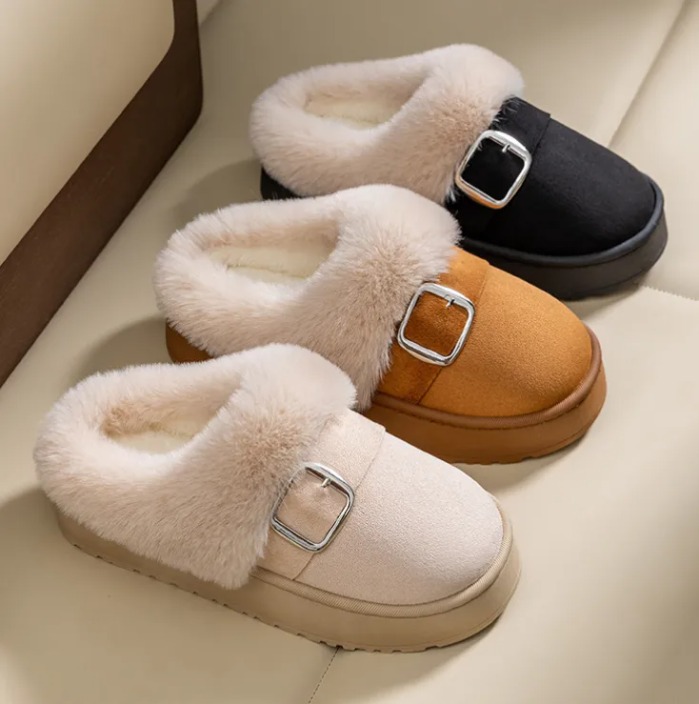 Designer slippers Buckled casual and fashionable indoor and outdoor thick warm insulation plush cotton slippers for womens Z 12.5-5