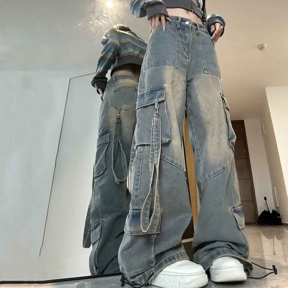 Trendy High Street Cargo Pants Women Multi-pocket Autumn Washed Y2k Baggy Jeans Women High Waist Wide-leg Denim Trousers 251212