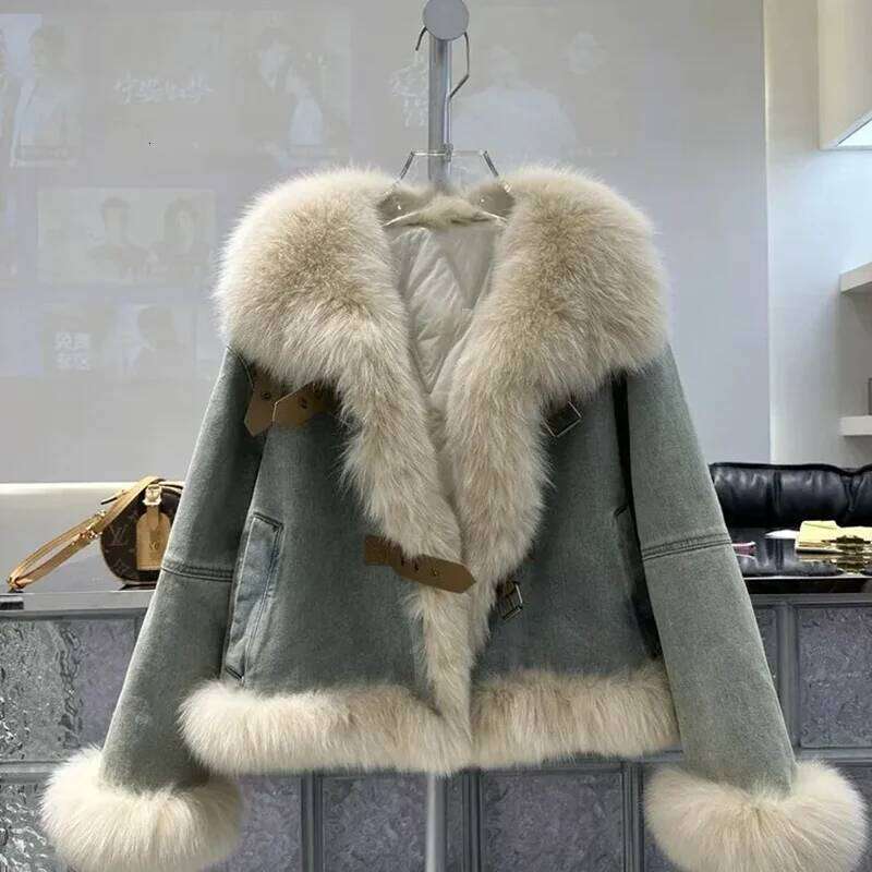 Fashion 2026 Large Fur Collar Denim Jackets Women Outwear Duck Liner Down Sort Motorcycle Jacket Winter New Thick Warm Parka