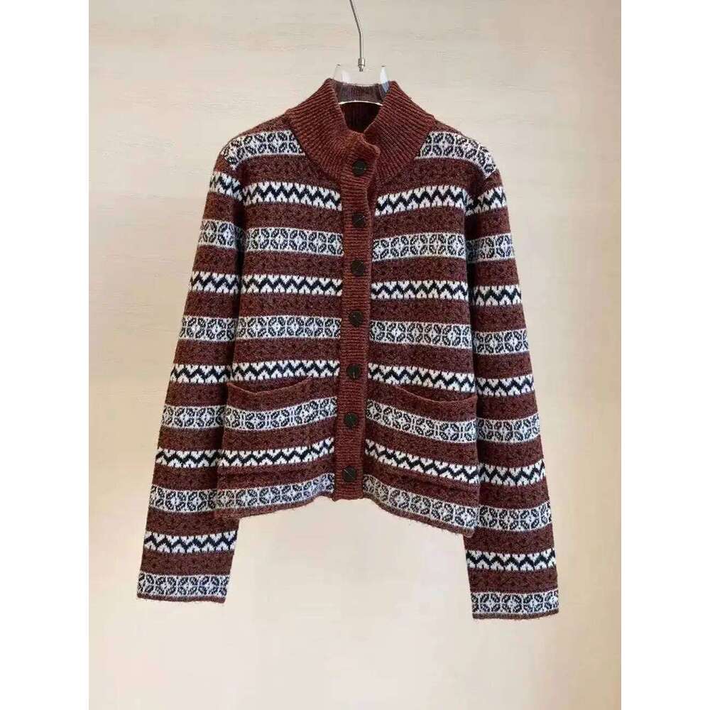 Winter Women Classic British Style Cardigan With Geometric Pattern Luxury