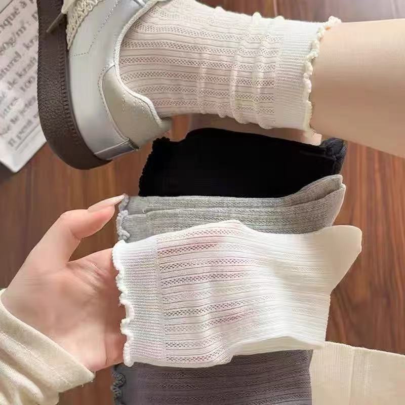 New Desinger Classic Black/White Business Men Cotton lady Socks Summer Autumn High Quality Women Solid Color Boat Socks Sports Socks Jogging Socks