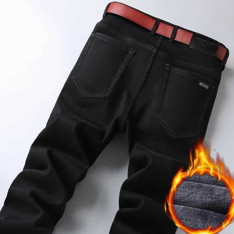 Winter Warm Jeans Mens Thickened Velvet Black Fashion Korean Trousers Plush Velvet Business Casual Straight Denim Pants Z251213