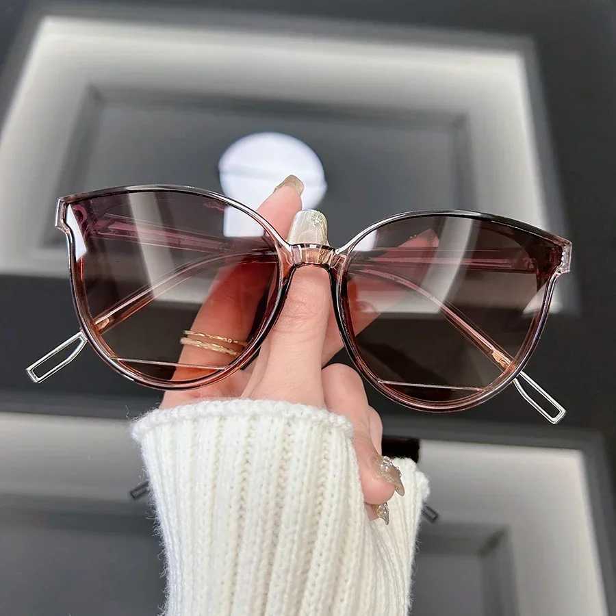 Cat Eye Occhiali da sole vintage Donna Uomo Marca Occhiali da sole retrò Donna Uomo Moda Specchio esterno Punk Cornice Oculos De SolT251213