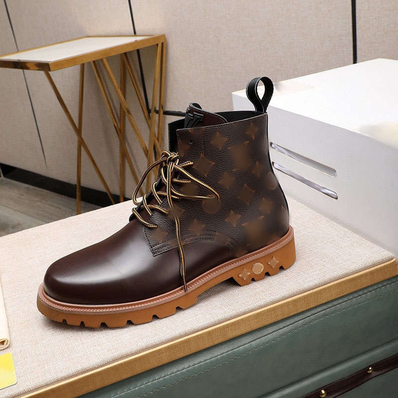 Designer luxury Men ankle boots autumn winter real leather boot printing Multi style Mountaineering Snow Boots Mens Hiking Martin Fashion Martins Bo