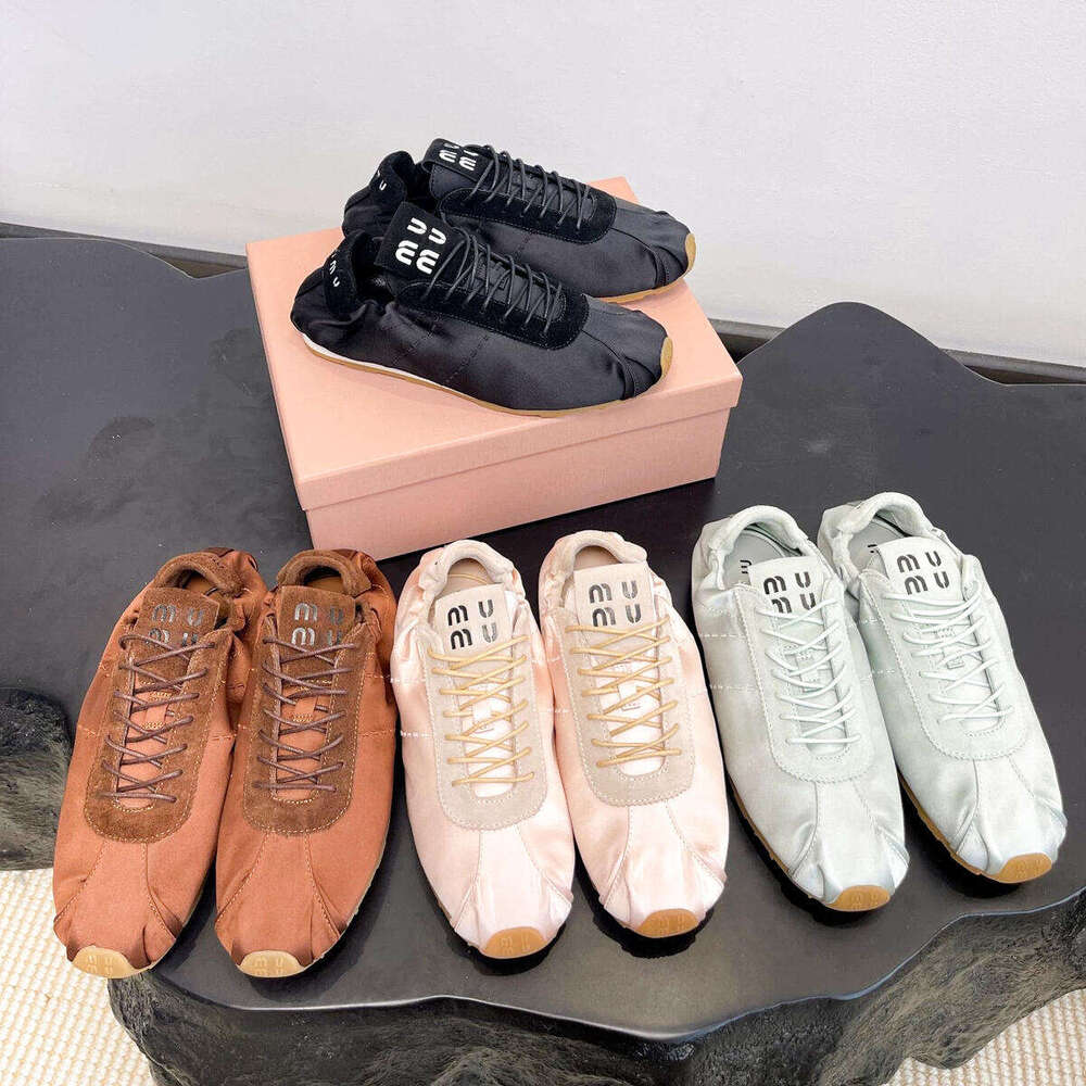 2026 spring Top quality Designer ballet flat shoe mens woman luxury comfortable pink satin mary jane loafer shoe moccasins casual dress mule drance