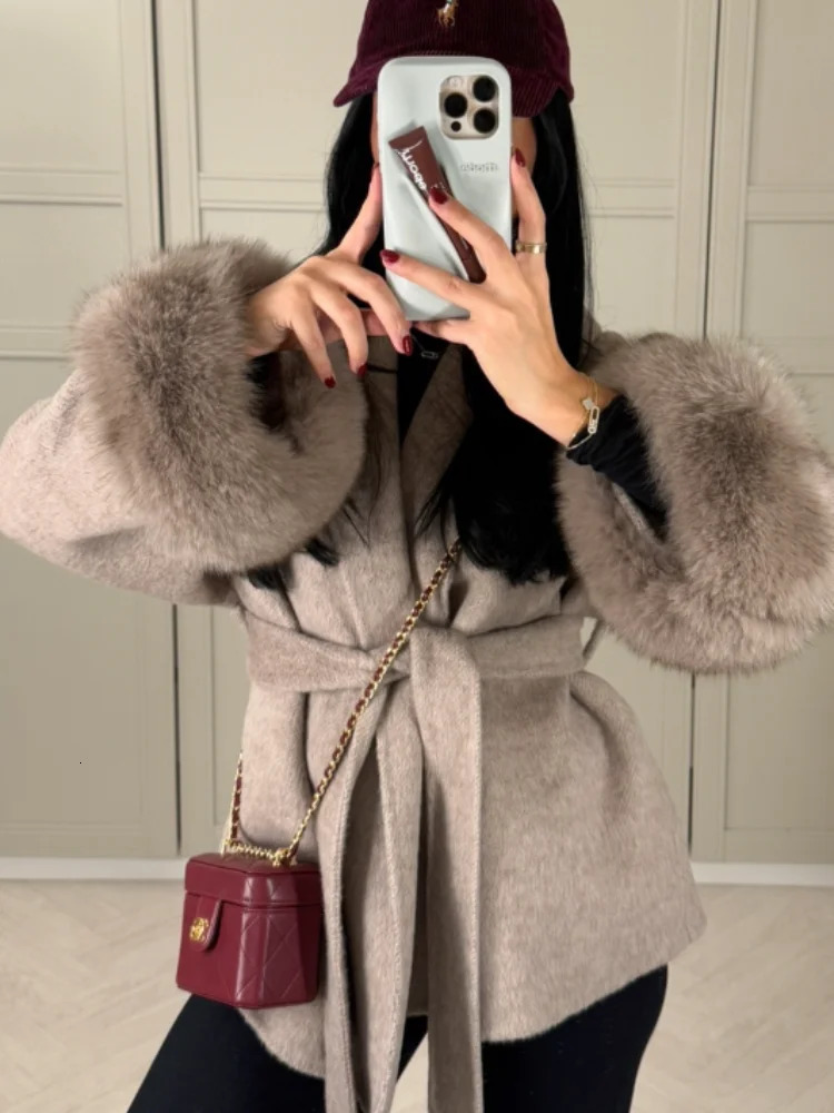 Fashion Belted Waist Woolen Short Coat For Women Elegant Lapel Faux Fur Cuffed Sleeve Jacket Lady Autumn Winter Chic Outerwear 251205