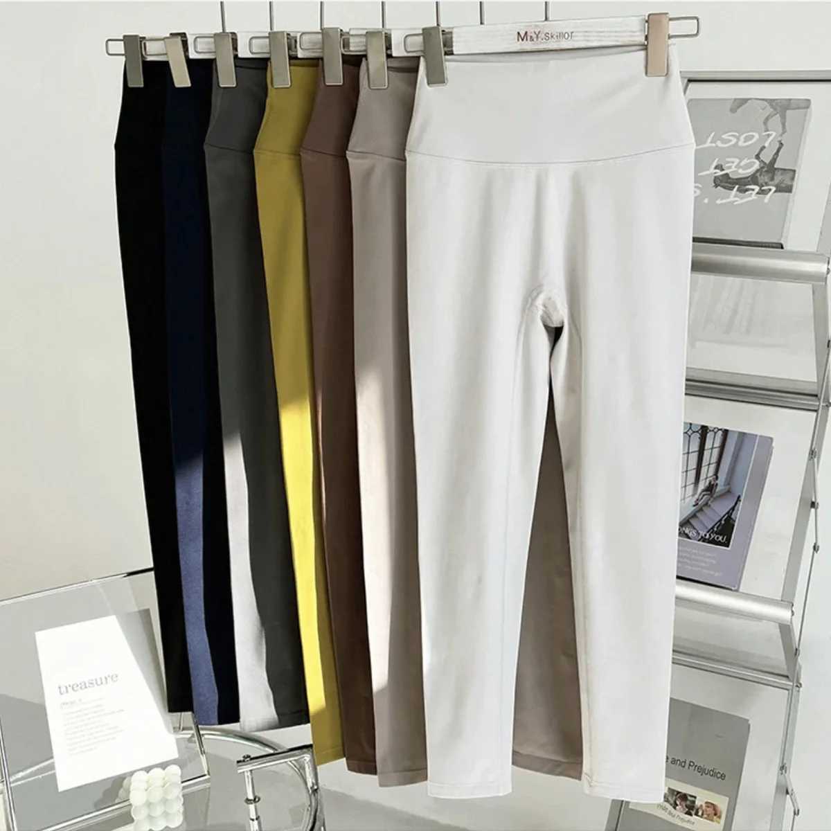 Womens Fleece-Lined THiCKened Yoga Pants wiTH No Bulge Line High-Waisted Butt-Lifting Pilates Tight Base Layer Pants G251215-image-1088461262