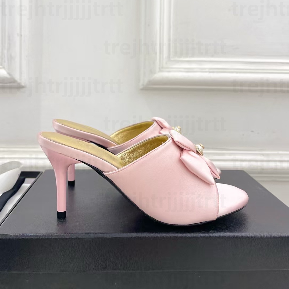 Pantofole con tacco alto Bowtie in seta di lusso Mulo Stilista tacco gattino Sandali peep-toe Pantofole con tacco piatto da donna calzature di fabbr