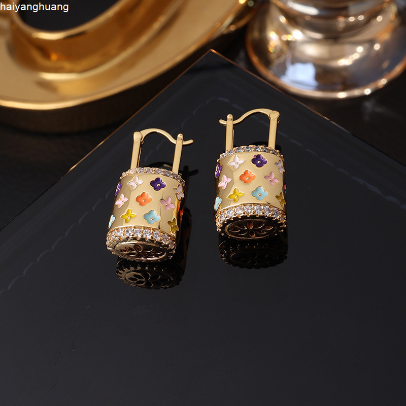 Stud High Version Bag earrings Clover Diamond Designer earrings Lady vintage All match Elegant Stud Designer jewelry for women wedding party handbag