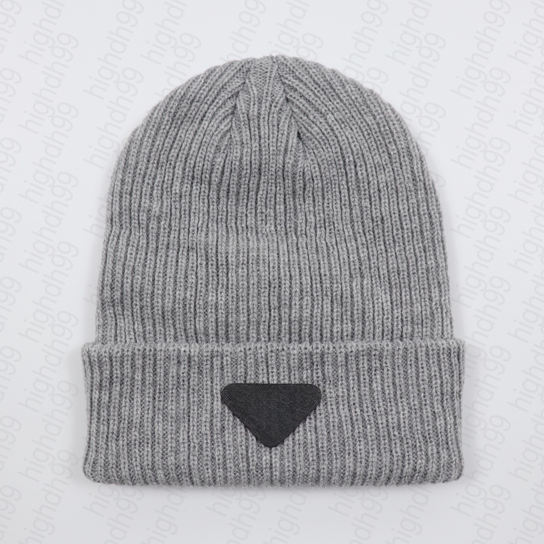 Designer Beanie For Men Women Unisex Warm Skull Caps Autumn Winter Outdoor Luxury Knitted Hat