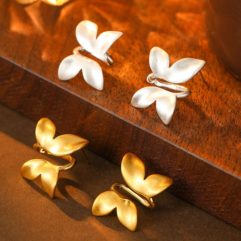 Metallic Brushed 3D Butterfly for Women Versatile Fashion High-end Stud Earrings Elegant Light Luxury Design Ear Jewelry