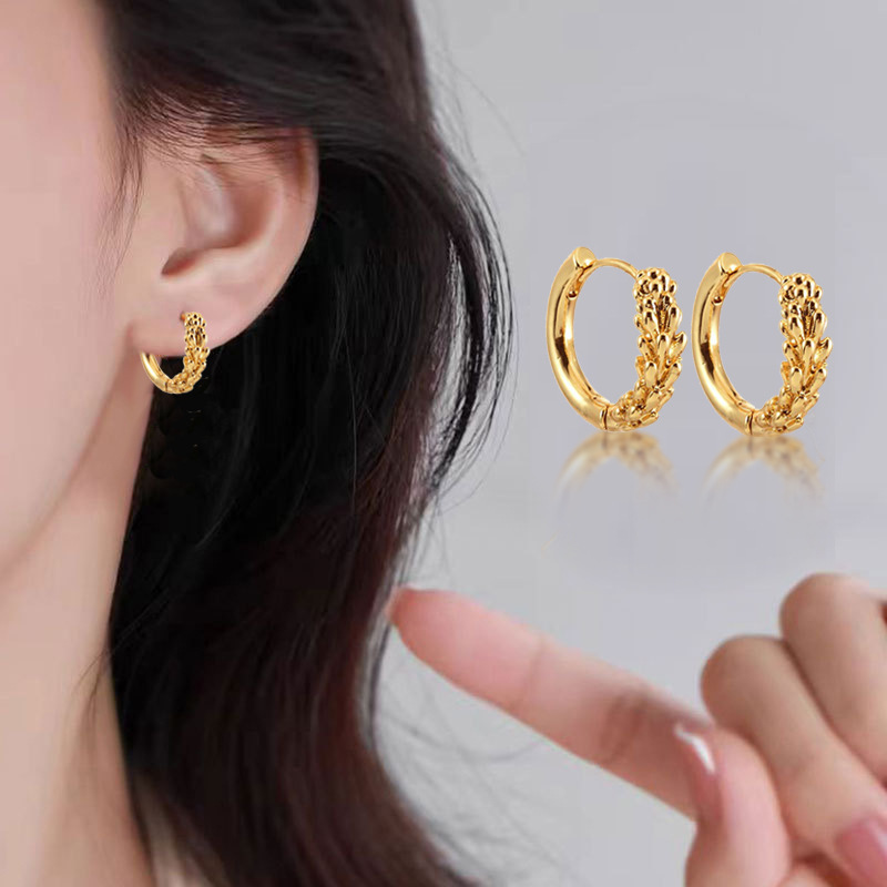 Designer Earrings Minimalist Elegant Earrings Niche Luxury Jewelry High-end Sense Retro Multifunctional Fashion Classic Gold-plated Women's Ear