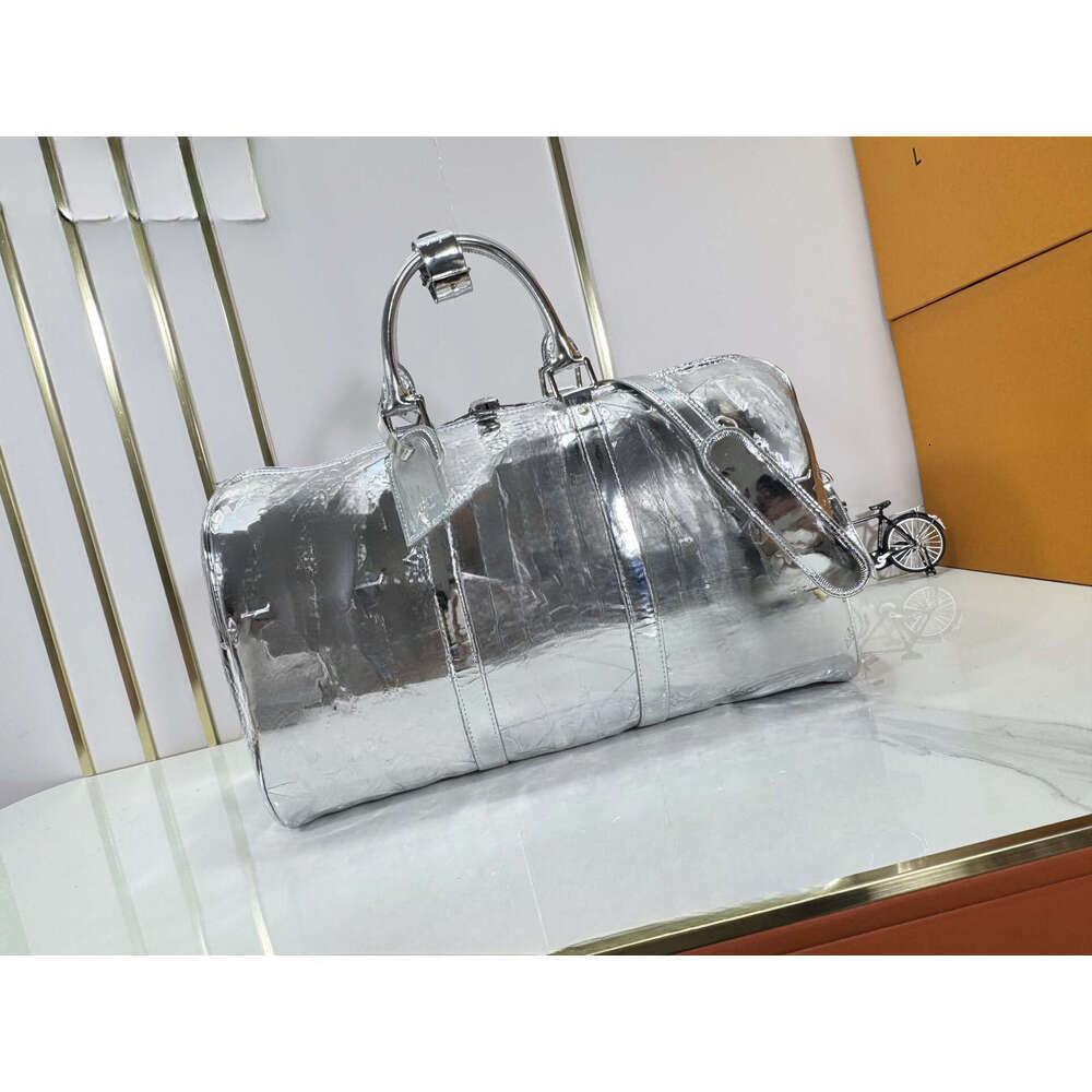 Borsone di design Argento goffrato al laser Borsa da viaggio Polizza di carico a mano alla moda Borsa a tracolla Zaino di grande capacità Borsa a tr