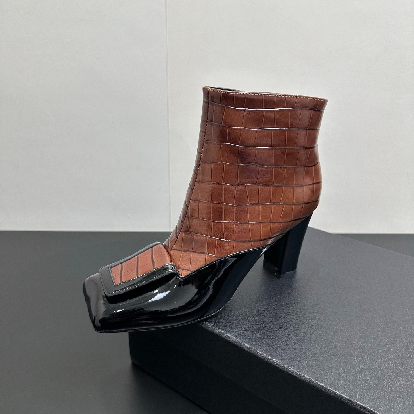 New Patent Leather Ankle Boots Luxury designer women zip square toe booties Fashion fall winter chunky heel boot Ladies simple short boot Leather So