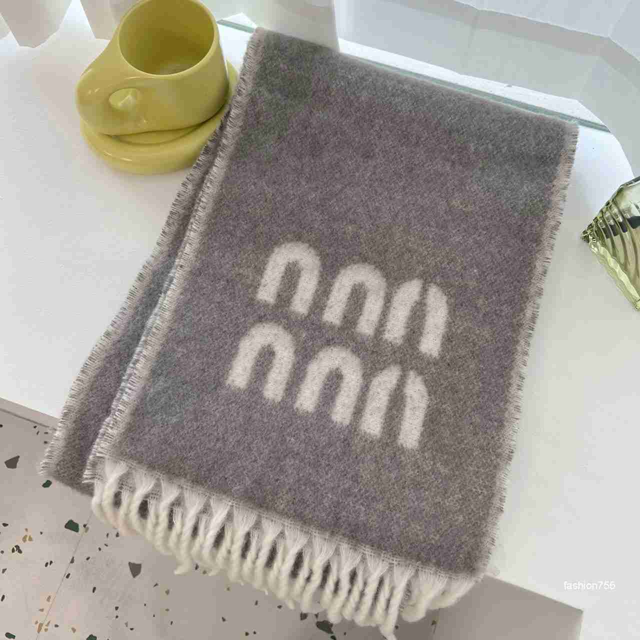 Scarves Fashion women designer scarf 100 cotton jacquard womens scarves Double-sided color-blocking fringed edges Alphabetic system with gift box Sc