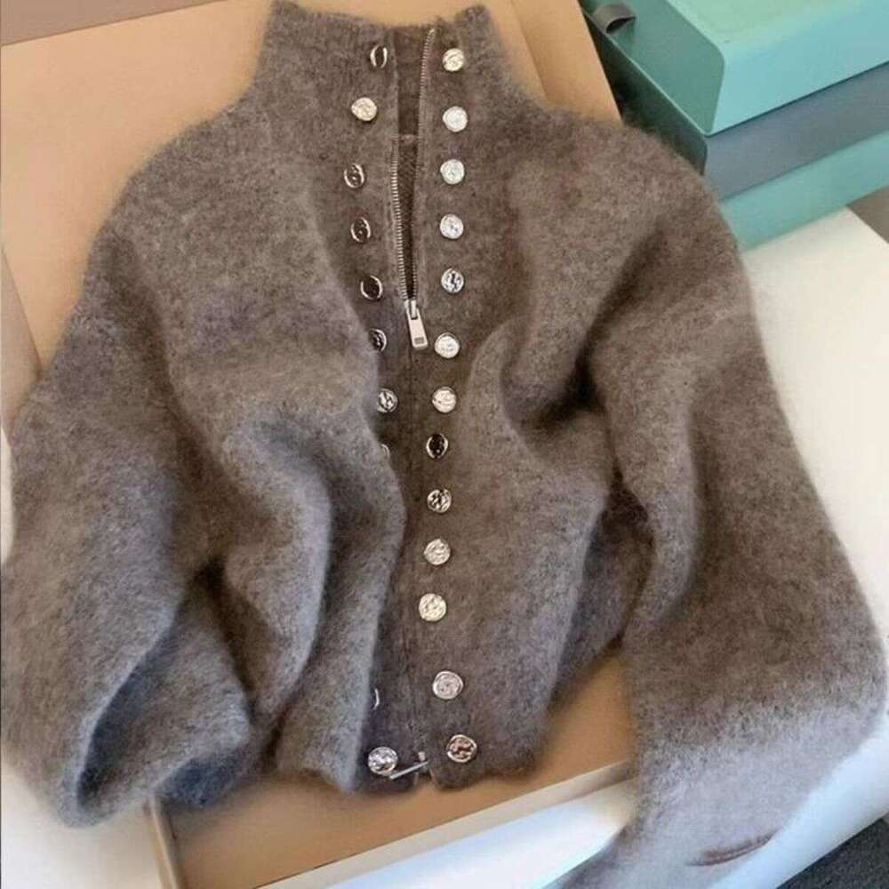 Gray Heavy-Duty Double-Breasted Stand Collar Sweater Coat For Women, Autumn And Winter Thickened High-End Lazy Zipper Knitted Top B5