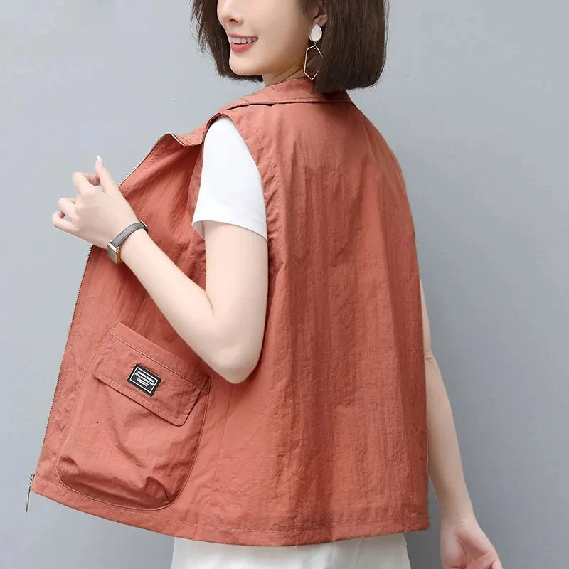 Spring Summer Thin Vest Women Lapel Casual Lined Sleeveless Jackets Basic Pocket Short Waistcoat Sunscreen Coats Female Vest Top 251212