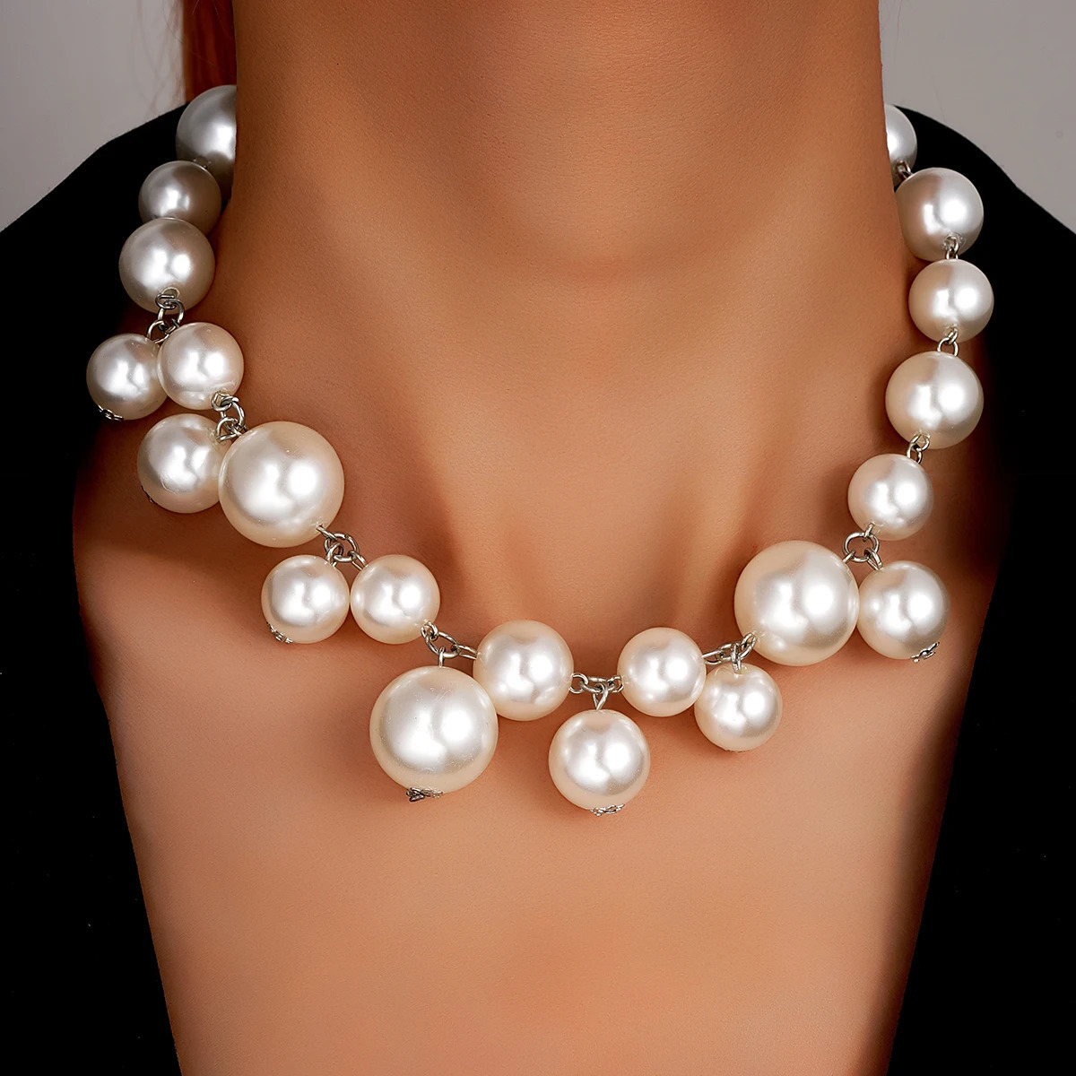 Fashion Irregular Size Pearl Choker Necklaces for Women Simple Beads Chain Pearl Pendant Necklace France Style Jewelry Gift 2024 251213
