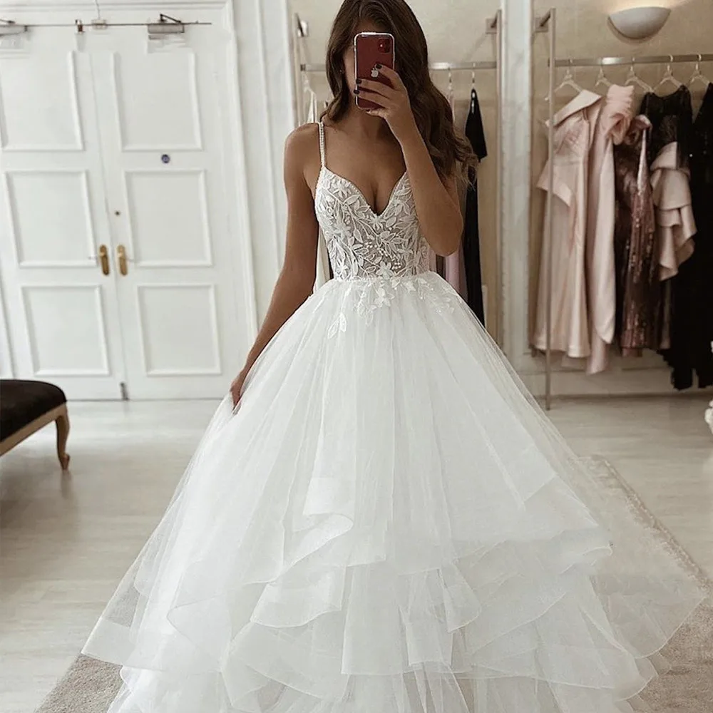 Puffy Organza A-Line Wedding Dresses Spaghetti Straps Piping Ruffle Long Boho Bridal Gowns Lace Appliques 2026 Summer Beach Bride Dress