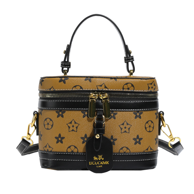 Free Shipping Women Versatile Premium Print Luxury Feel Box Bag New Design Retro Fashion Handheld Commuter Shoulder and Crossbody Bag Hot Sale Coffe