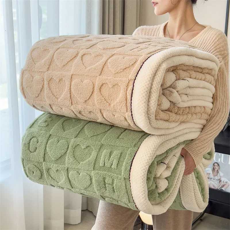 Warm Winter Blanket A Grade Heart Plush Taffeta Fleece Soft Thick Bed Blankets for Sofa Single Double Couple Furry Bedspread H251216-image-1088601062