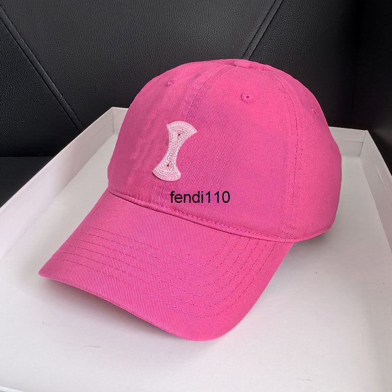 Ball Caps Designer Hats High Quality Spring And Summer Sun Shading Pink Baseball Cap Fashionable And Versatile Letter Pattern Embroidery Mens Hats