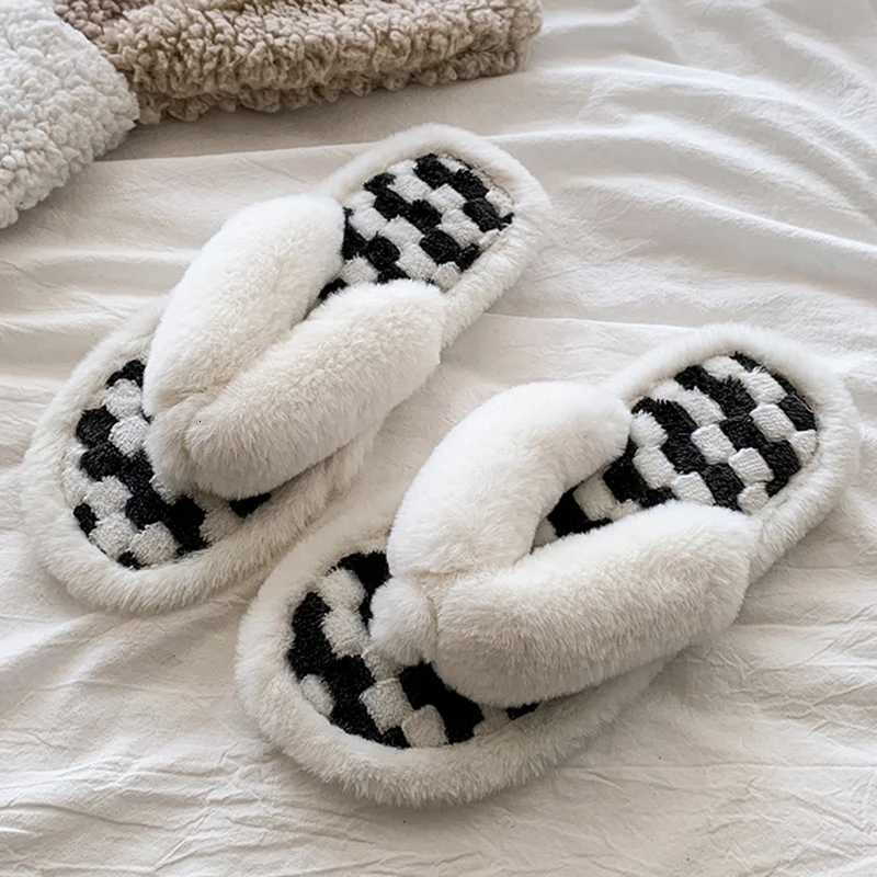 Autumn Winter Plush Flip Flops Women Korean Plaid Soft Sole Cotton Slippers Woman Anti Slip Flat Heel Fluffy Home Shoes Ladies Z251216
