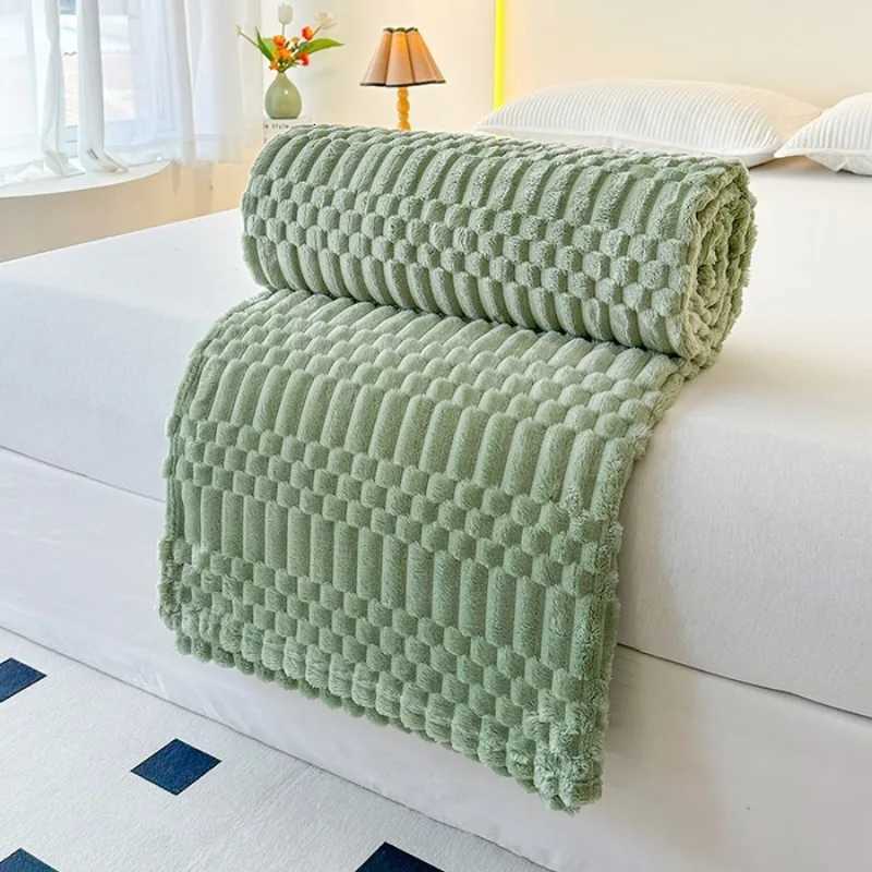 2025 new golden turtle velvet double-sided blanket leisure office blanket summer air conditioner nap sofa blanket H251216-image-1088602060