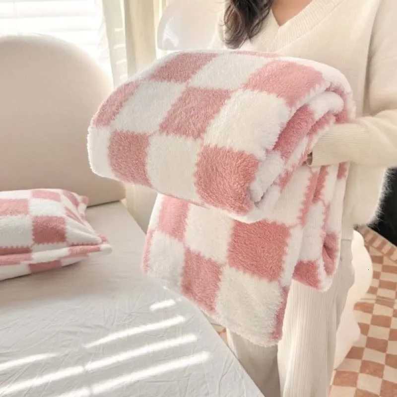 1 Piece Pink White Flannel Panda Fleece Soft And Comfortable Blanket Nap Blanket Suitable For Sofa Bed Sofa Office Suitable H251216-image-1088600410