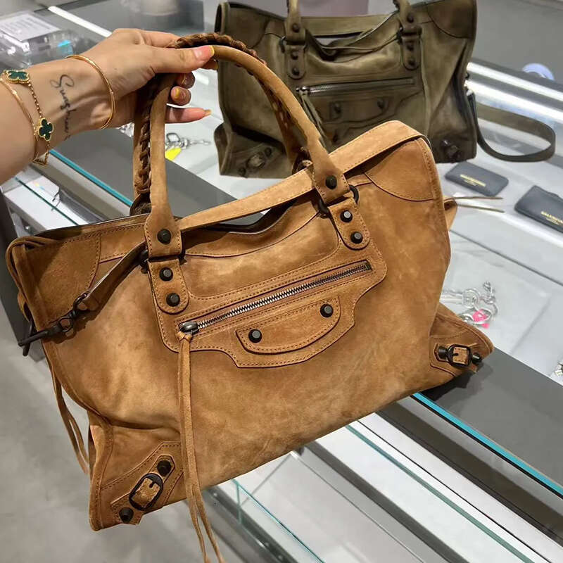 12A Designer Daim Marron Mini Fourre-Tout Sac À Main Le City Moto Sac Vintage En Laiton Rivet De Luxe Sacs À Bandoulière En Cuir De Veau