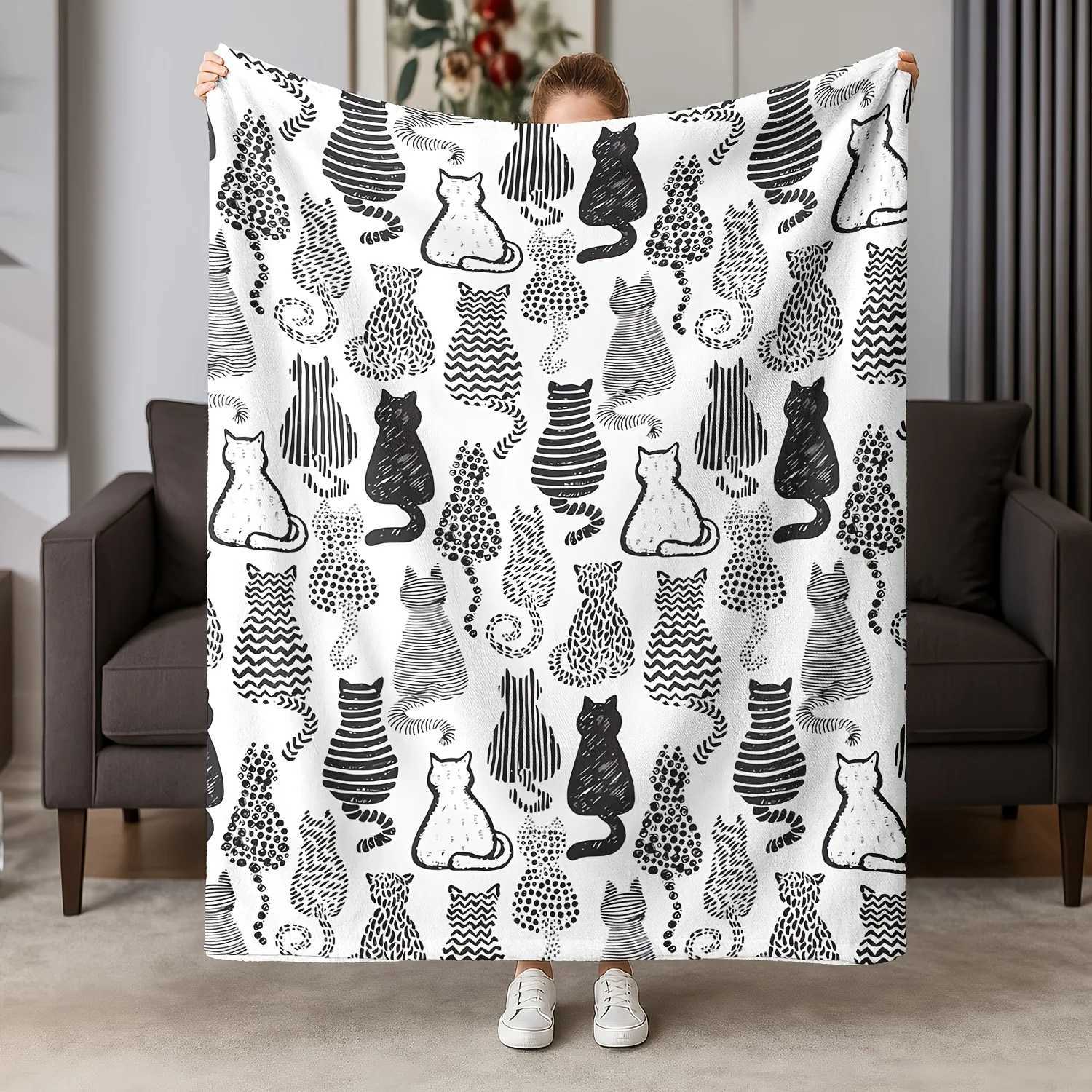 Cat Silhouette Flannel Blanket - Soft Warm Allergy-Friendly Couch/Bed/Travel Gift Idea H251216-image-1088602268