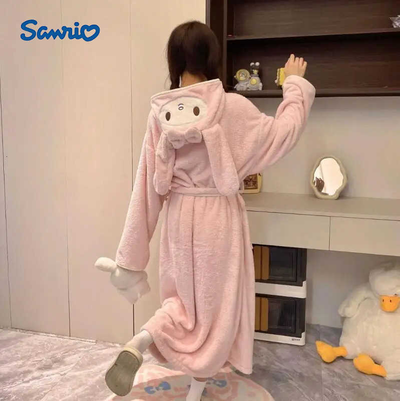 Sanrio Cartoon Kuromi Cinnamoroll My Melody Womens Hooded Bathrobe Ladies Fleece Plush Warm Long Robe Fleece Nightgown Sleepwear H251216-image-1088666418