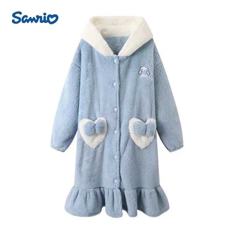 Sanrio Girls Bathrobes Children Hooded Fashion Winter Fleece Bath Robes Towel Velvet Pajamas Gown H251216-image-1088666767