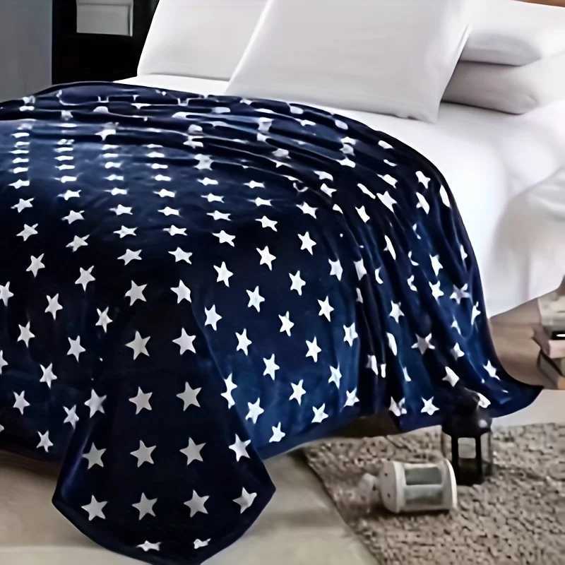 Star Pattern Blanket Suitable for Various Occasions Usable in All Seasons Soft and Comfortable H251216-image-1088602359