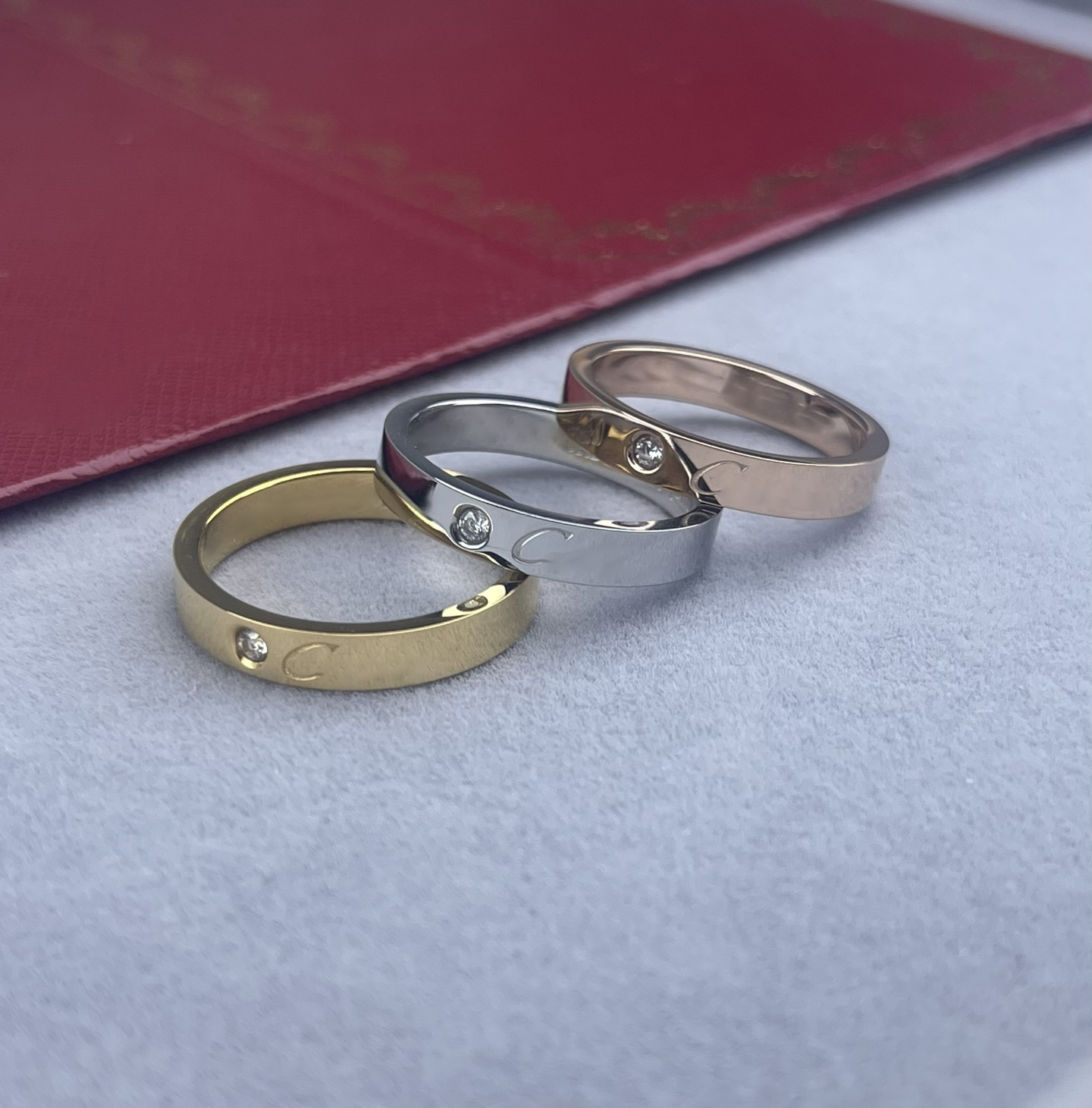 Designer Ring Luxury Love Ring Womens Mens With Diamonds Top Quality Gold Plated 3 Colors With Letters Love On Side Classic Fashion Ring holiday gif