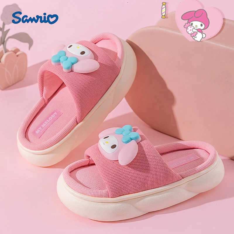 Sanrio Automne Hiver Famille Pantoufles Kuromi Kitty Melody Lin Diapositives Confortables Antidérapantes Chaussures Pour Enfants Parent-enfant Ch
