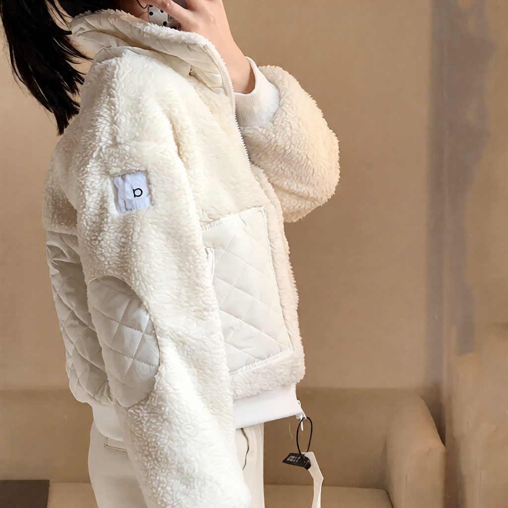 New designer womens Autumn and winter brown hooded short jacket thick and warm sporty and casual stand up collar sports jacket