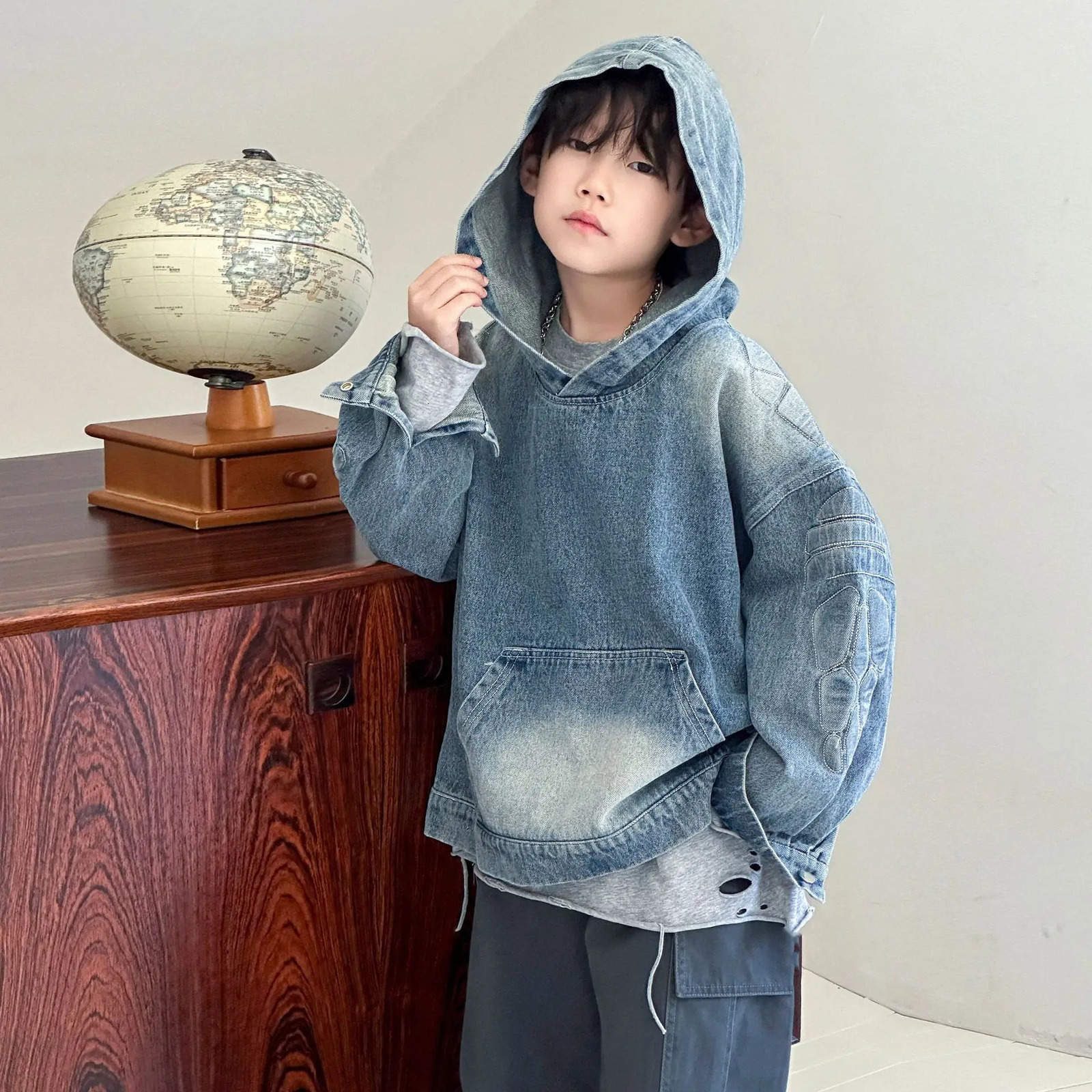 Girls Hoodie Children Clothing Fashionable Korean Style Simple Denim Pullover Autumn Boys pullover Handsome Cool Casual Loose Hooded Sweatshirt Crew